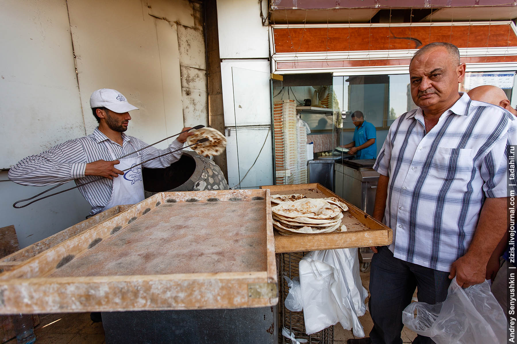 Как делают хлеб в Иордании