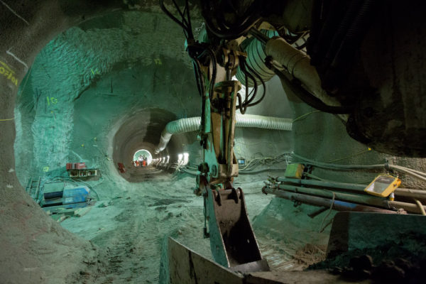 Как строят тоннели Crossrail в Великобритании