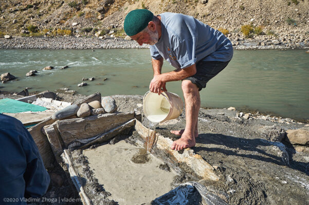 Как добывают соль в Дагестане